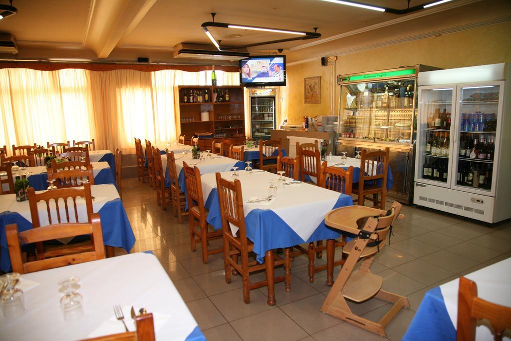 Hostal Santa Barbara Socuéllamos Buitenkant foto